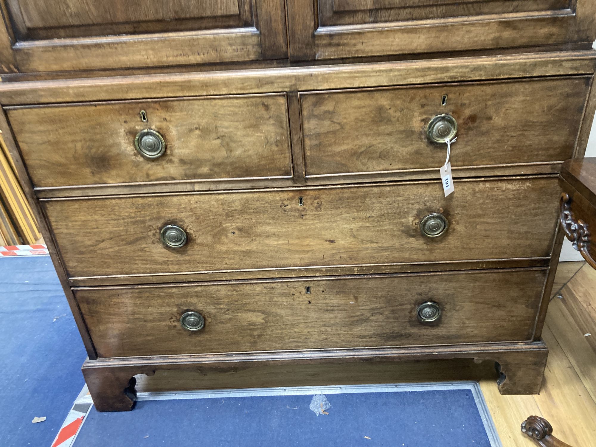 A George III mahogany linen press, width 126cm, depth 62cm, height 210cm